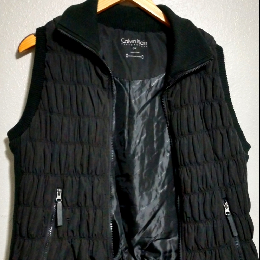 Down filled rouched vest